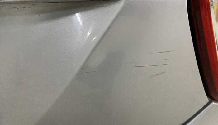 2015 Hyundai Xcent S 1.2, Petrol, Manual, 94,056 km, Dicky (Boot door) - Minor scratches