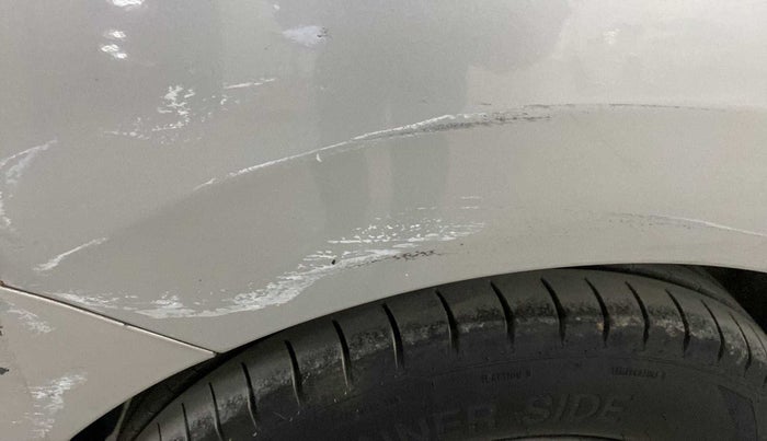 2015 Hyundai Xcent S 1.2, Petrol, Manual, 94,056 km, Right quarter panel - Minor scratches
