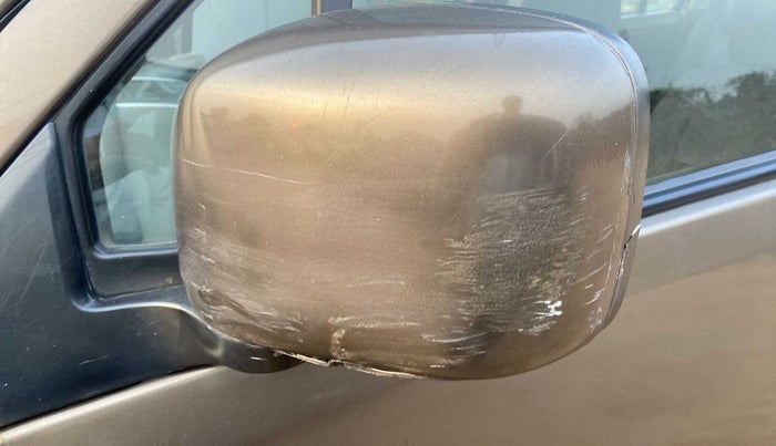 2012 Maruti Wagon R 1.0 VXI, Petrol, Manual, 35,341 km, Left rear-view mirror - Cover has minor damage