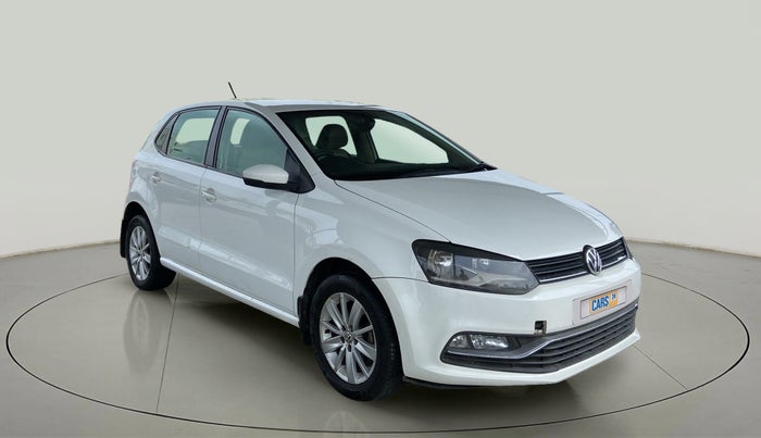 2016 Volkswagen Polo HIGHLINE1.2L, Petrol, Manual, 1,17,907 km, SRP