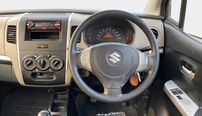 2016 Maruti Wagon R 1.0 LXI, CNG, Manual, 82,595 km, Steering Wheel Close Up