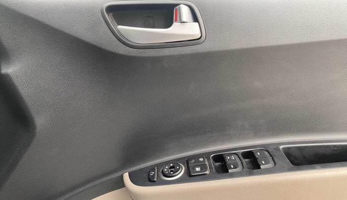 2018 Hyundai Xcent SX 1.2, Petrol, Manual, 59,627 km, Driver Side Door Panels Control