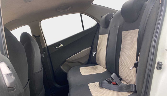 2018 Hyundai Xcent SX 1.2, Petrol, Manual, 59,627 km, Right Side Rear Door Cabin