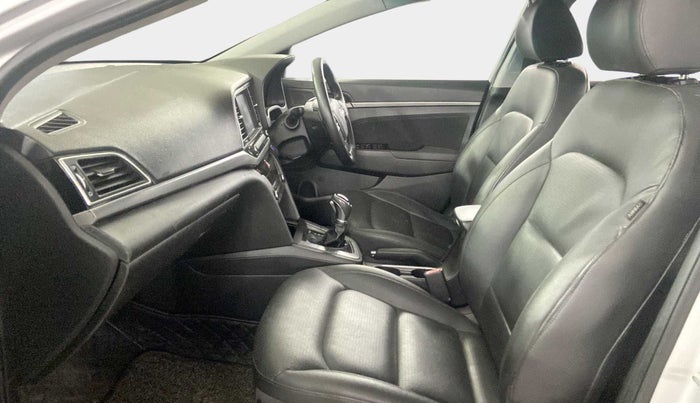 2018 Hyundai New Elantra 2.0 SX AT PETROL, Petrol, Automatic, 51,533 km, Right Side Front Door Cabin