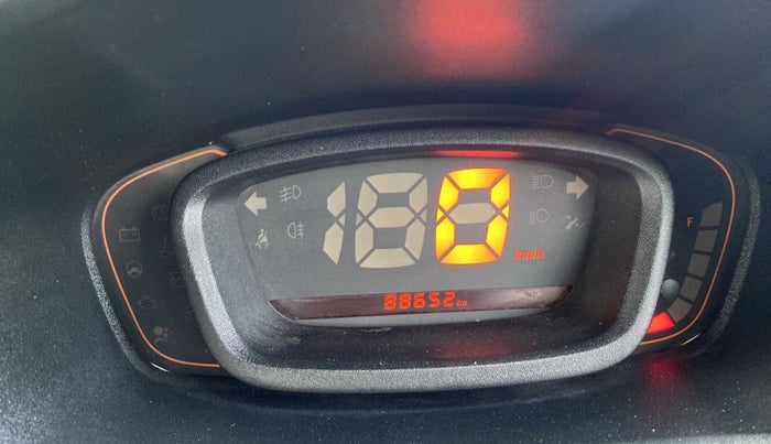 2018 Renault Kwid RXT 1.0 (O), Petrol, Manual, 88,645 km, Odometer Image