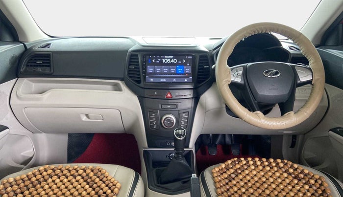 2021 Mahindra XUV300 W6 1.2 PETROL, Petrol, Manual, 29,138 km, Dashboard