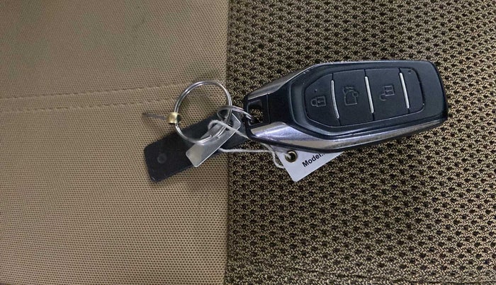 2019 Mahindra XUV500 W7, Diesel, Manual, 36,039 km, Key Close Up