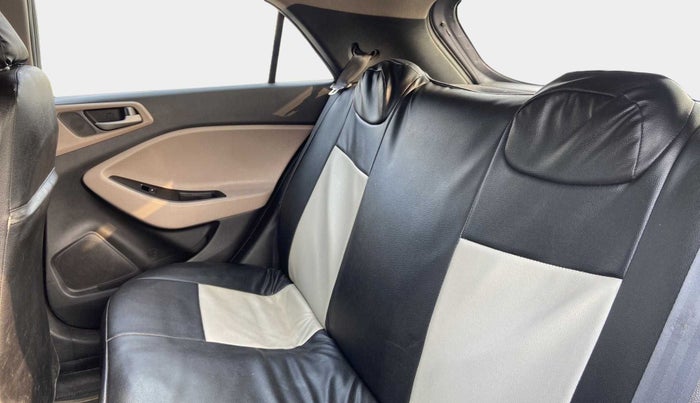 2018 Hyundai Elite i20 SPORTZ 1.4 CRDI, Diesel, Manual, 95,720 km, Right Side Rear Door Cabin