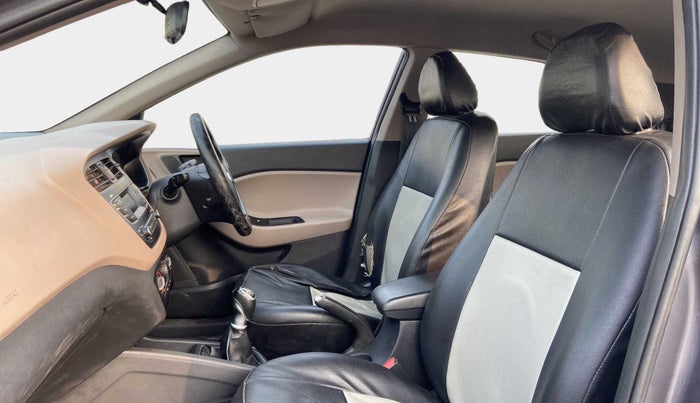 2018 Hyundai Elite i20 SPORTZ 1.4 CRDI, Diesel, Manual, 95,720 km, Right Side Front Door Cabin