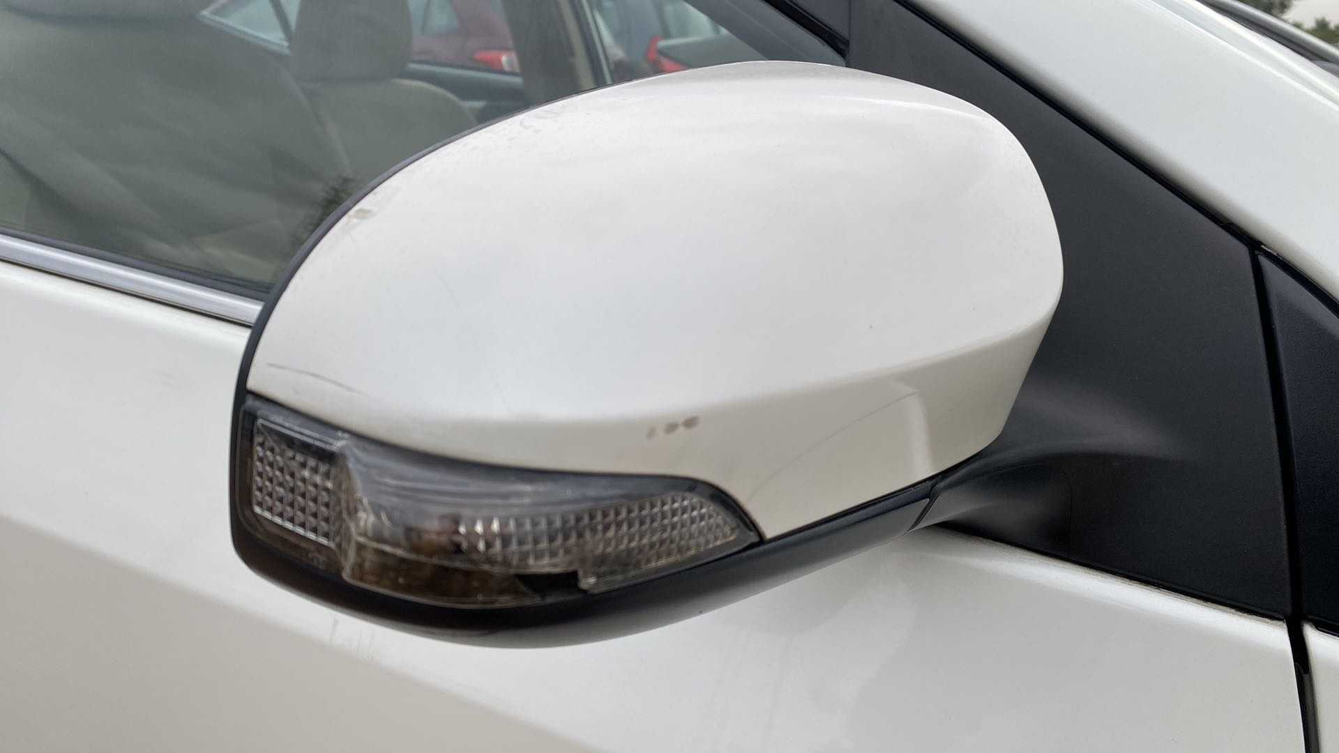 2017 toyota corolla passenger online side mirror cover