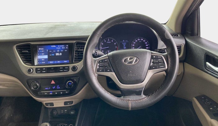 2019 Hyundai Verna 1.6 VTVT SX O, Petrol, Manual, 39,940 km, Steering Wheel Close Up