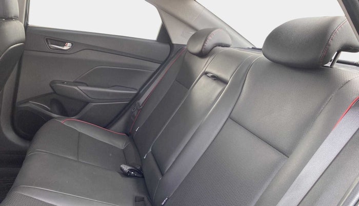 2021 Hyundai Verna SX (O) 1.0 TURBO DCT, Petrol, Automatic, 37,975 km, Right Side Rear Door Cabin
