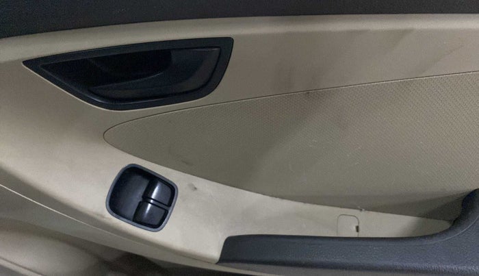 2016 Hyundai Eon ERA +, Petrol, Manual, 79,621 km, Driver Side Door Panels Control