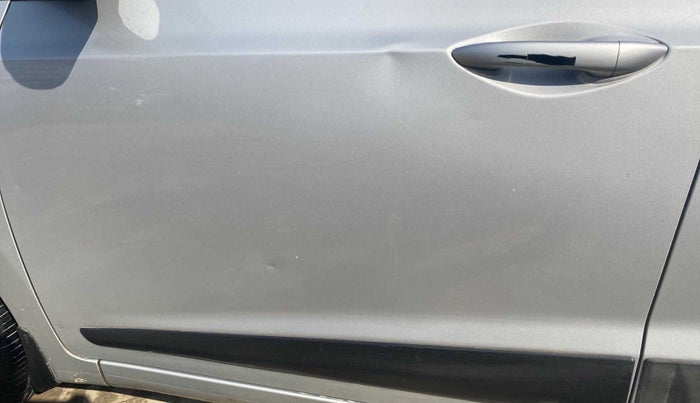 2015 Hyundai Grand i10 MAGNA 1.2 KAPPA VTVT, Petrol, Manual, 65,016 km, Front passenger door - Minor scratches