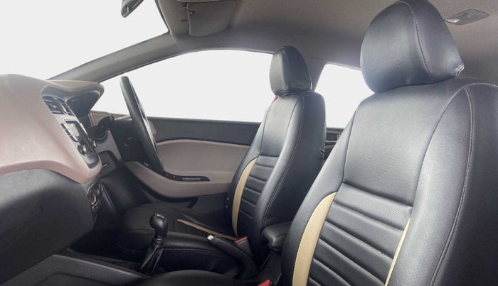 2020 Hyundai Elite i20 SPORTZ PLUS 1.2, Petrol, Manual, 32,837 km, Right Side Front Door Cabin