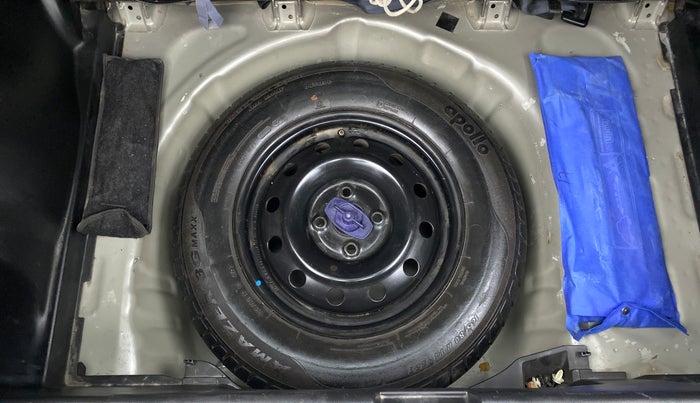 2019 Maruti Swift VXI D, Petrol, Manual, 37,731 km, Spare Tyre