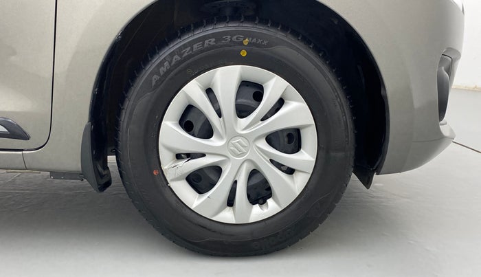 2019 Maruti Swift VXI D, Petrol, Manual, 37,731 km, Right Front Wheel