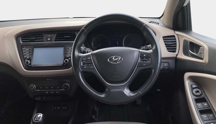 2017 Hyundai Elite i20 ASTA 1.2 (O), Petrol, Manual, 27,270 km, Steering Wheel Close Up