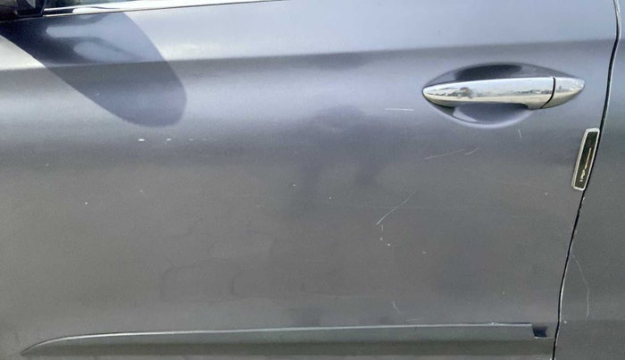 2018 Hyundai Elite i20 SPORTZ 1.2, Petrol, Manual, 62,383 km, Front passenger door - Minor scratches