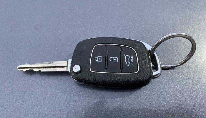 2018 Hyundai Elite i20 SPORTZ 1.2, Petrol, Manual, 62,383 km, Key Close Up