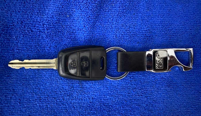 2017 Hyundai Grand i10 MAGNA 1.2 KAPPA VTVT, Petrol, Manual, 99,358 km, Key Close Up
