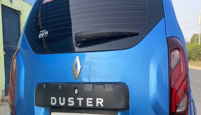 2019 Renault Duster 110 PS RXZ MT DIESEL, Diesel, Manual, 54,182 km, Dicky (Boot door) - Slightly dented