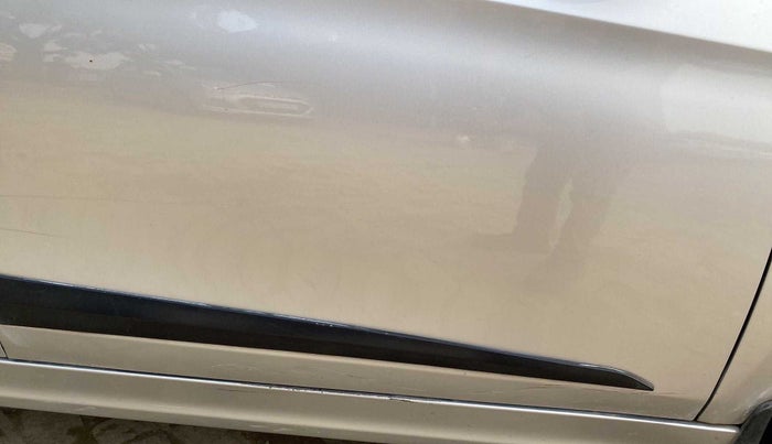 2018 Tata Tiago XT PETROL, Petrol, Manual, 61,477 km, Driver-side door - Minor scratches