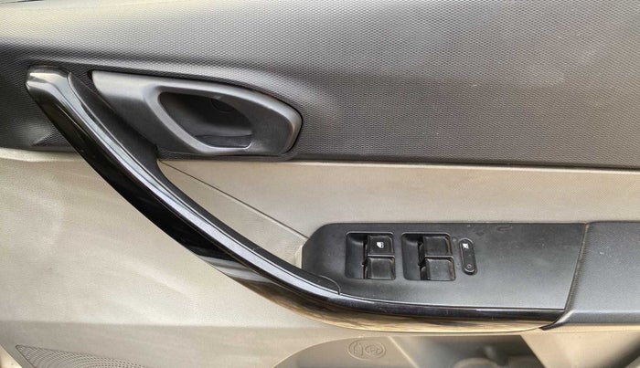 2018 Tata Tiago XT PETROL, Petrol, Manual, 61,477 km, Driver Side Door Panels Control