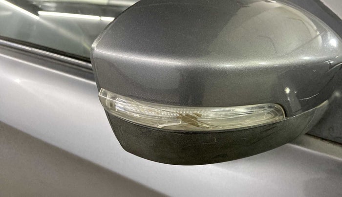 2019 Tata Tiago XZ PETROL, Petrol, Manual, 32,435 km, Right rear-view mirror - Indicator light has minor damage