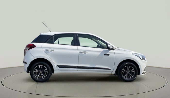 2015 Hyundai Elite i20 SPORTZ 1.2, Petrol, Manual, 45,243 km, Right Side View