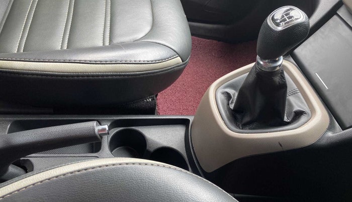 2014 Hyundai Xcent S 1.2, Petrol, Manual, 80,030 km, Gear Lever