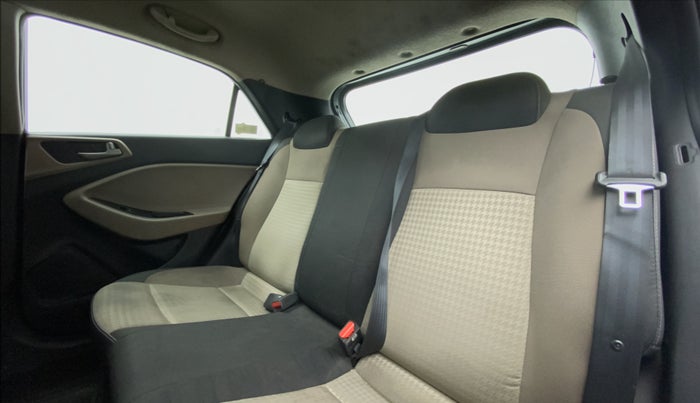 2018 Hyundai Elite i20 Magna Executive 1.2, Petrol, Manual, 37,950 km, Right Side Rear Door Cabin