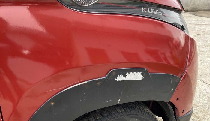 2017 Mahindra Kuv100 K4 6 STR, Petrol, Manual, 62,711 km, Right fender - Cladding has minor damage