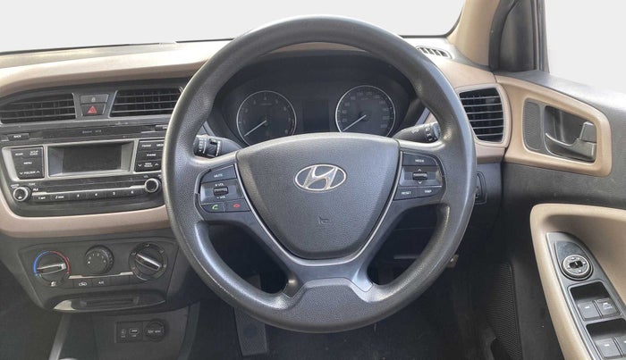 2016 Hyundai Elite i20 MAGNA 1.2, Petrol, Manual, 74,449 km, Steering Wheel Close Up