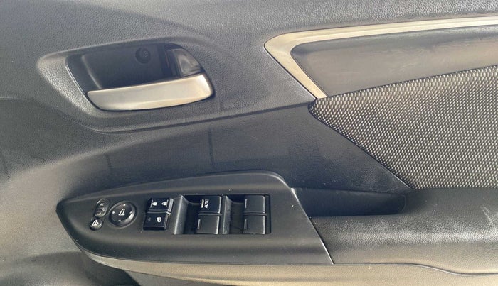 2019 Honda WR-V 1.2L I-VTEC VX MT, Petrol, Manual, 38,125 km, Driver Side Door Panels Control