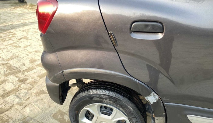 2019 Maruti S PRESSO VXI, Petrol, Manual, 30,279 km, Right quarter panel - Cladding has minor damage