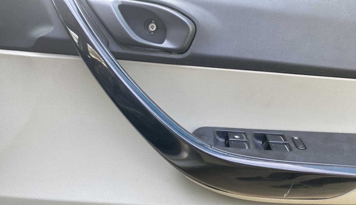 2019 Tata Tiago XZ PETROL, Petrol, Manual, 51,503 km, Driver Side Door Panels Control