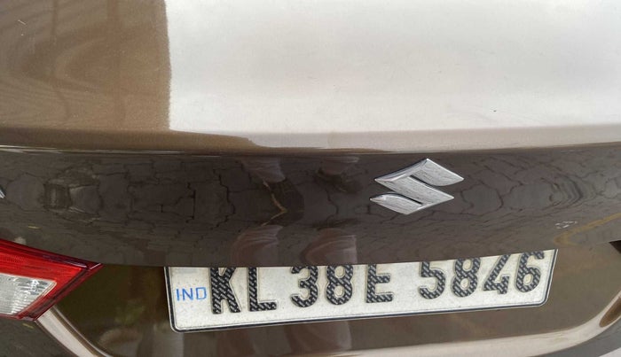 2015 Maruti Ciaz ZXI, Petrol, Manual, 53,004 km, Dicky (Boot door) - Slightly dented