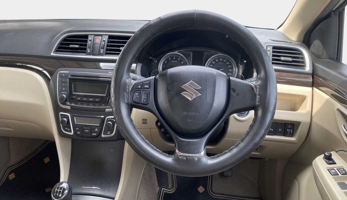 2018 Maruti Ciaz ZETA 1.4  MT PETROL, Petrol, Manual, 16,677 km, Steering Wheel Close Up