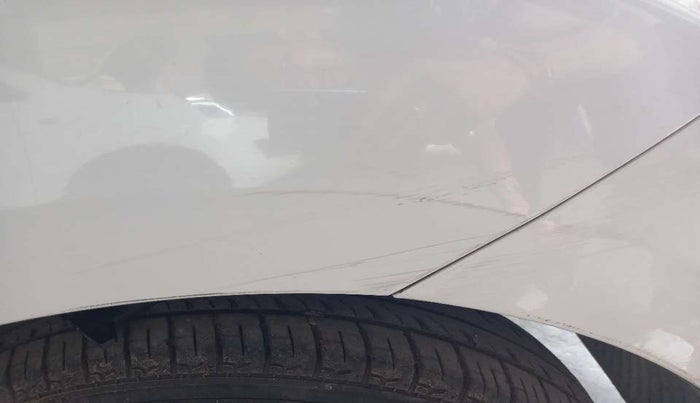 2014 Hyundai Eon ERA +, Petrol, Manual, 34,146 km, Right fender - Slight discoloration
