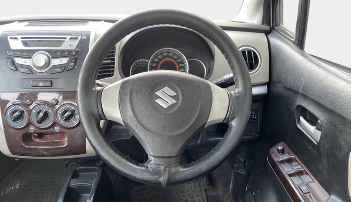 2016 Maruti Wagon R 1.0 VXI, Petrol, Manual, 53,958 km, Steering Wheel Close Up