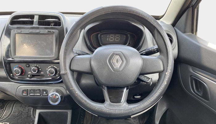 2016 Renault Kwid RXT 1.0 AMT, Petrol, Automatic, 86,976 km, Steering Wheel Close Up
