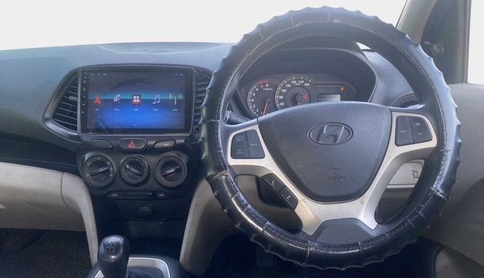 2021 Hyundai NEW SANTRO MAGNA, Petrol, Manual, 18,466 km, Steering wheel - Sound system control not functional