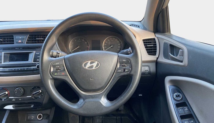 2015 Hyundai Elite i20 MAGNA 1.2, Petrol, Manual, 37,737 km, Steering Wheel Close Up