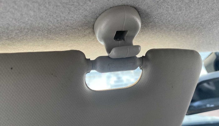 2019 Renault Kwid RXL, Petrol, Manual, 55,514 km, Ceiling - Sun visor minor damage