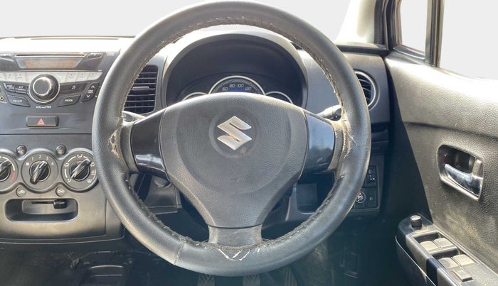 2015 Maruti Wagon R Stingray VXI, CNG, Manual, 94,576 km, Steering Wheel Close Up