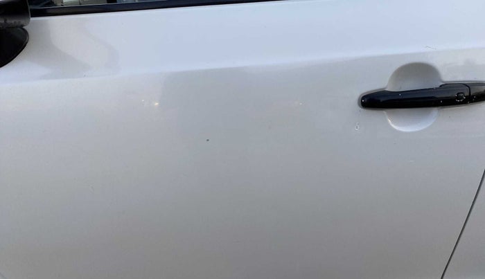 2017 Maruti IGNIS ZETA 1.2 AMT, Petrol, Automatic, 62,588 km, Front passenger door - Slightly dented