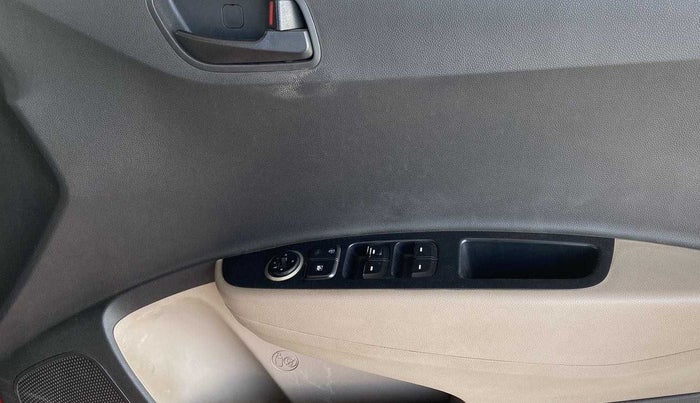 2018 Hyundai Xcent S 1.2, Petrol, Manual, 86,522 km, Driver Side Door Panels Control