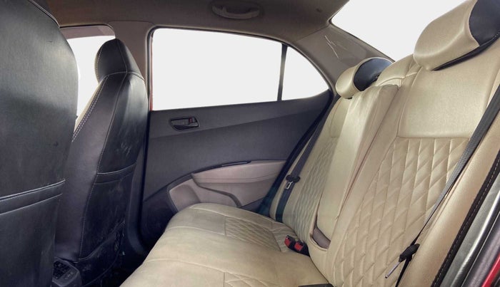 2018 Hyundai Xcent S 1.2, Petrol, Manual, 86,522 km, Right Side Rear Door Cabin
