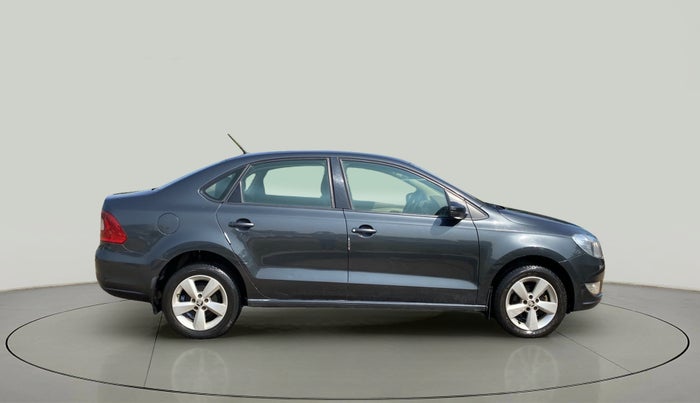 2016 Skoda Rapid AMBITION 1.5 TDI AT, Diesel, Automatic, 85,484 km, Right Side View